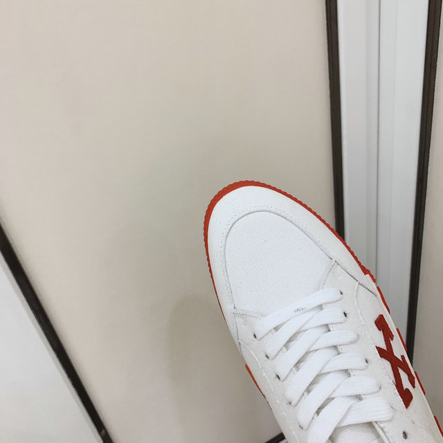 OFF-White Sneaker sz35-45 (2)